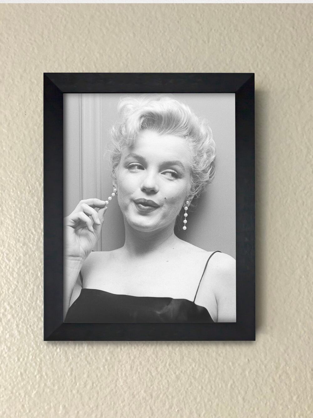Marilyn Monroe Framed Wall Art Portrait Picture | Hollywood Glam Decor